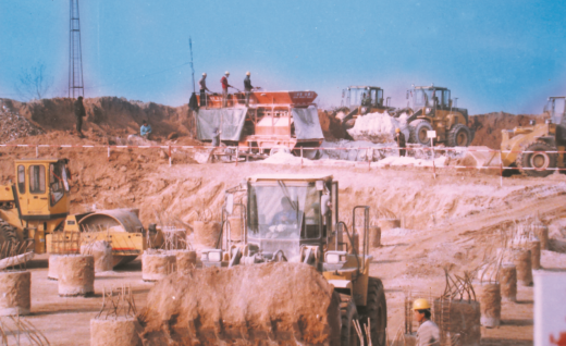 �������F�ڽ��r���εCе�Y���C��������